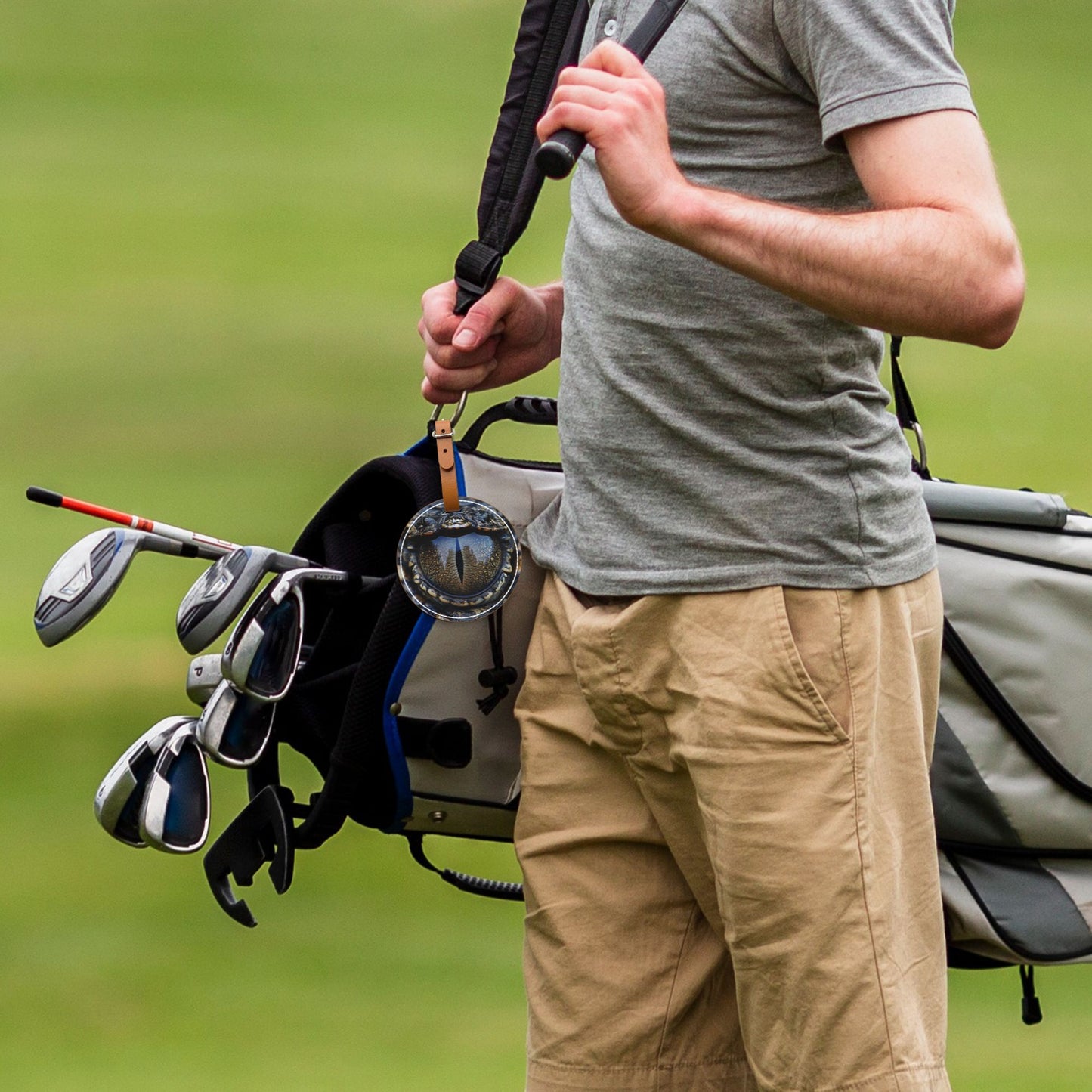 Golf Tee Storage Bag - Stylish Brown Leather Design for 5 Golf Tees